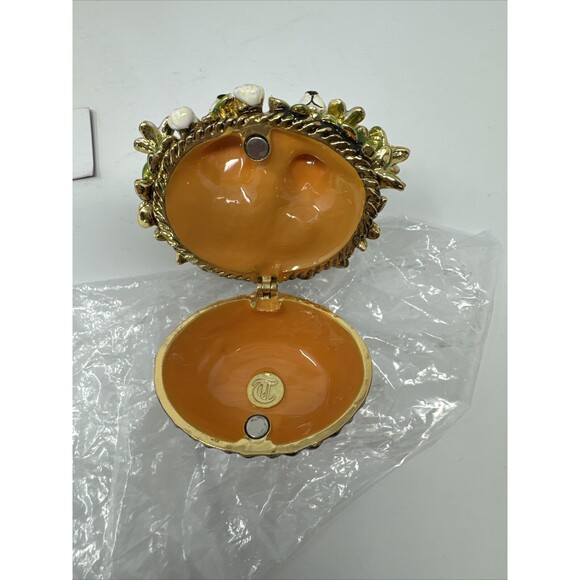 Bridgman Treasures Pewter Puppies in Flower Basket Trinket Box & Necklace Dogs - Picture 9 of 14